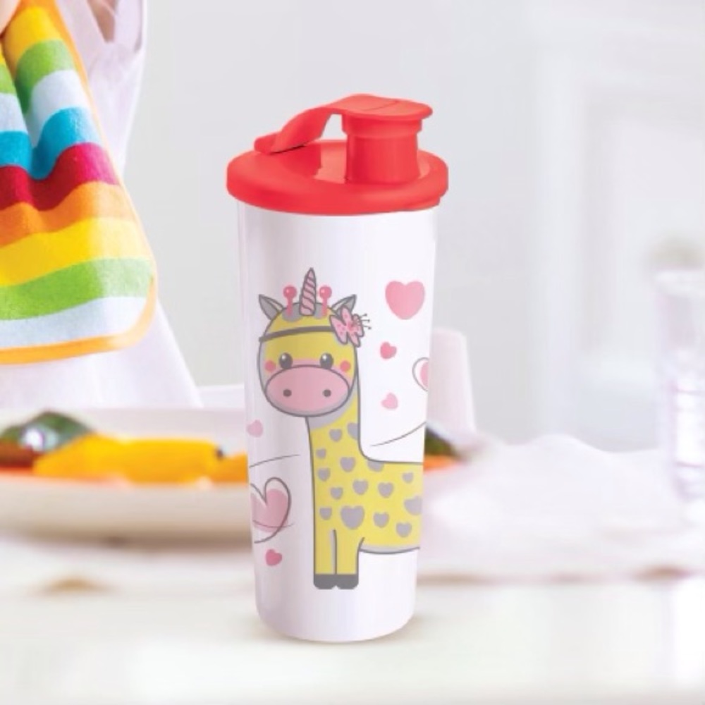 Tupperware 16 oz Tumbler Unicorn Girafee